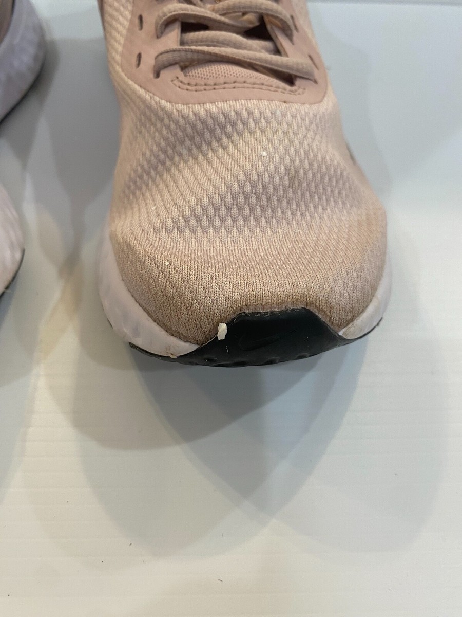 nike revolution 5 women's gold