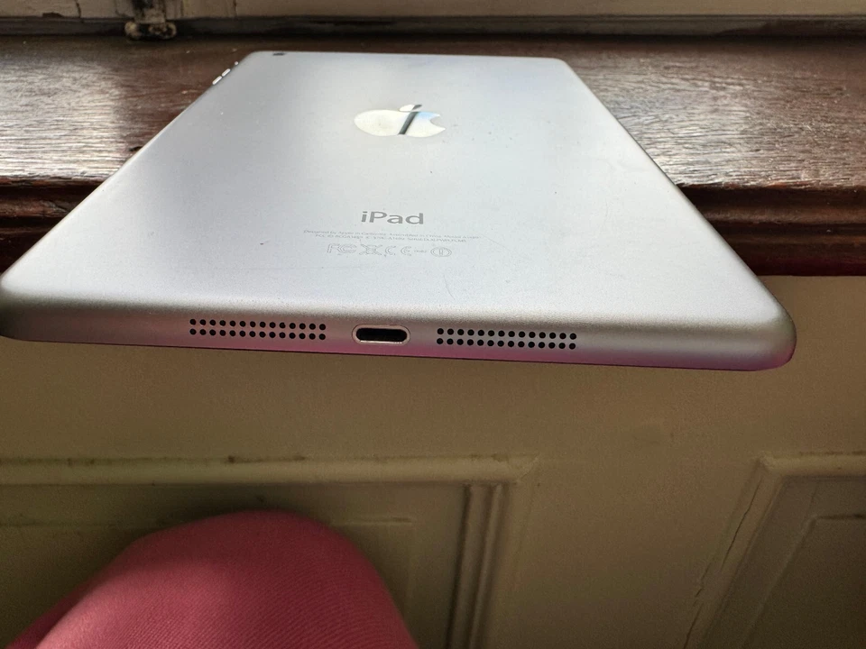 Apple iPad mini 2 16GB ios 12.5.7 - Bild 4 von 4