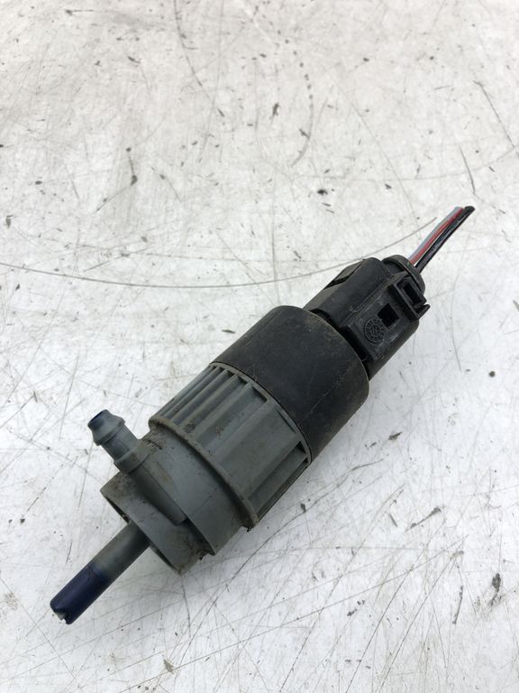 Nissan Qashqai 2011 Windscreen washer pump motor BRO41214 eBay