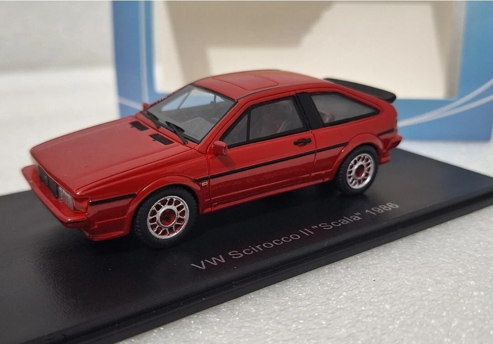 VW Volkswagen Scirocco II Coupe 16V 1986 Red 1:43 Neo NEO43042 EXTREMELY RARE!! - Image 2 of 4