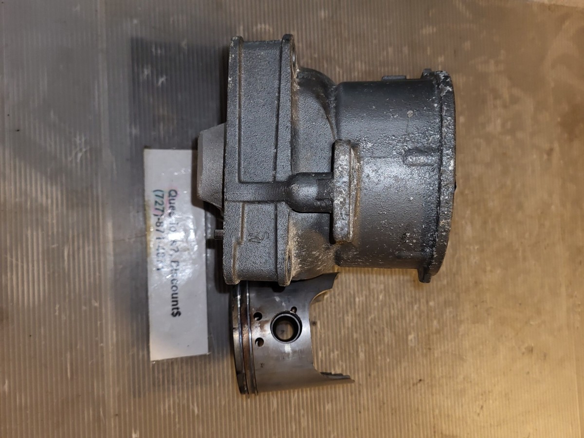 Yamaha waverunner 60T GP1300R Engine Cylinder Block 60T