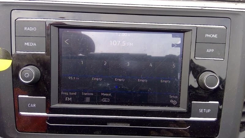 2018-2020 Volkswagen Tiguan Radio Receiver Am Fm Cd Player w/ 6.5" Display OEM - Image 4 of 4