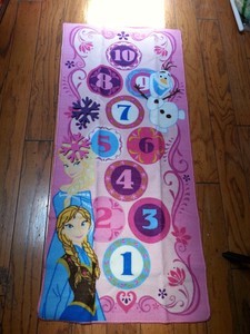 frozen play mat