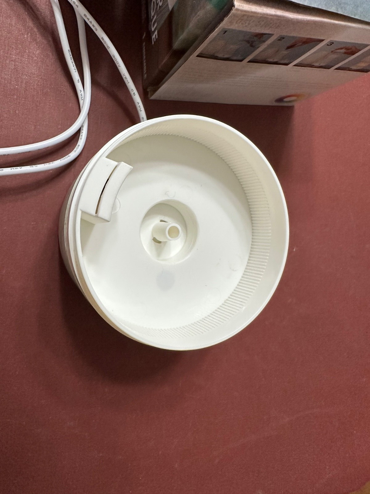 Ashland Aromatic Diffuser With Ultrasonic Transducer, And USB Plug In Cable