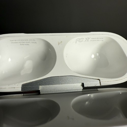 Apple Airpods Pro 1st Generation Right Side A2083 & A2190 Wireless Charging Case - Photo 2 sur 13