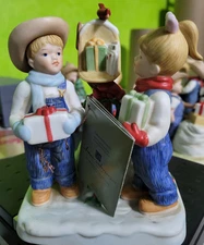 Homco retired Home Interiors Denim Days 57064-04 Sharing the Joy of Christmas