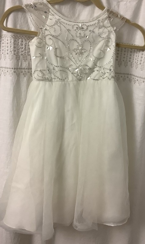 David’s Bridal DB Studio Little Girl Dress Sz 5