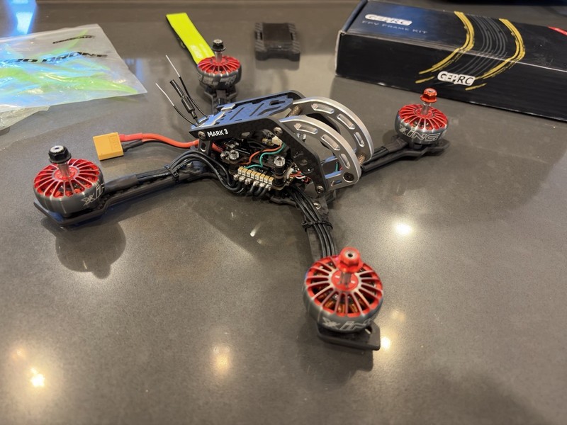 GEPRC Mark 3 - 5 Inch FPV Racing Drone BEAST - XING X2806.5 - 1W Analog VTX!