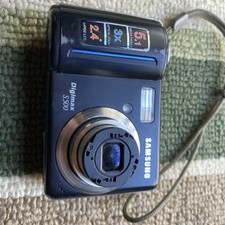 SAMSUNG DIGIMAX S500 DIGITAL CAMERA
