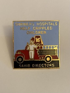 Shriners Hospitals Help Crippled Children Sahib Directors Lapel Pin P141
