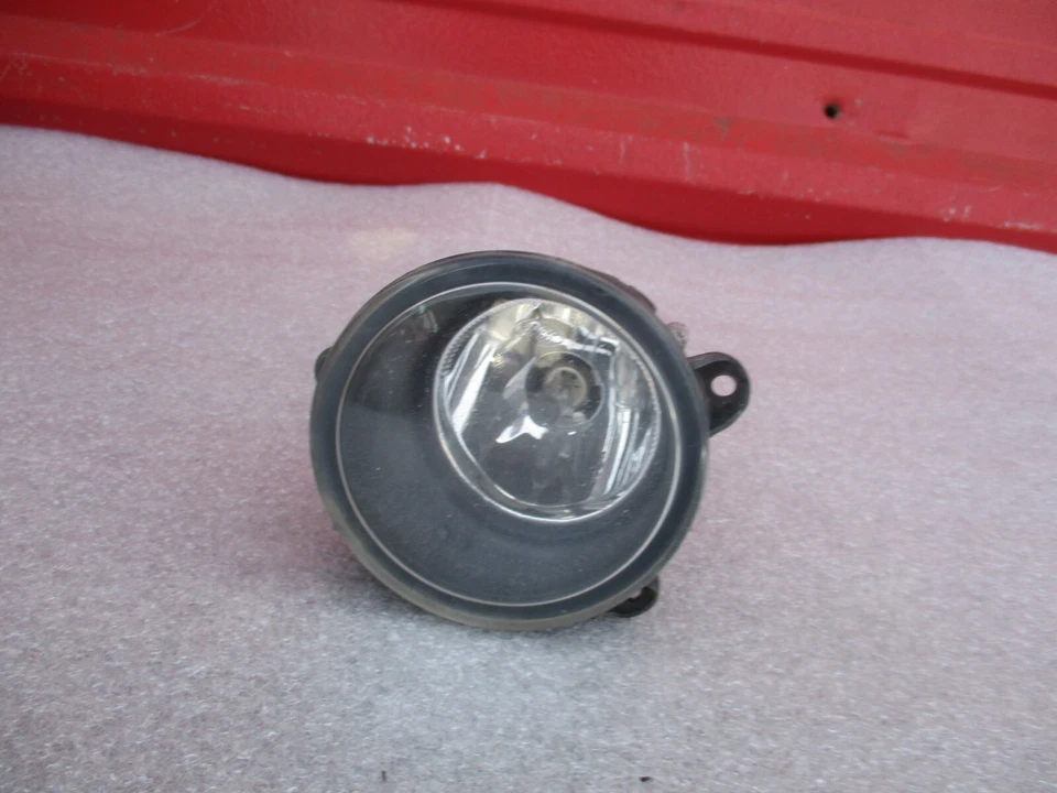 2003 路虎 Discovery II HSE FOG LIGHT rh 侧雾灯 03 04 — 第 2/4 张图片