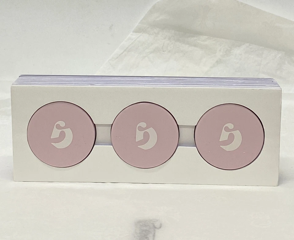 Glossier Party Pots Kit Buzz Click Twist NEW 🚚✅ - Image 3 of 4