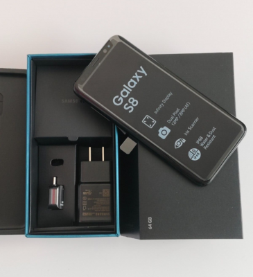 Samsung Galaxy S8 G950U G950F 5.8in 12MP 64GB Android Intelligent
