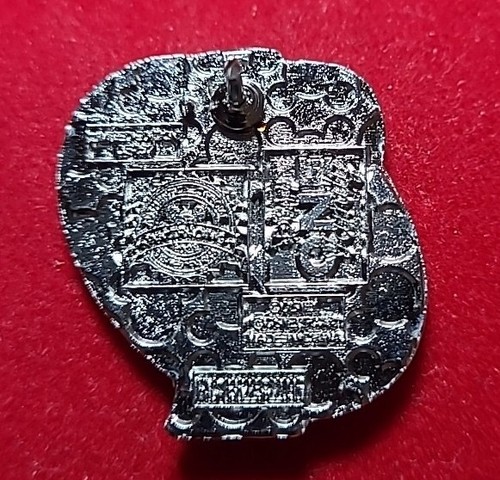 Disney Trading Pin, Incredibles, One Family, Pixar Collectible, 2021 - Picture 2 of 4
