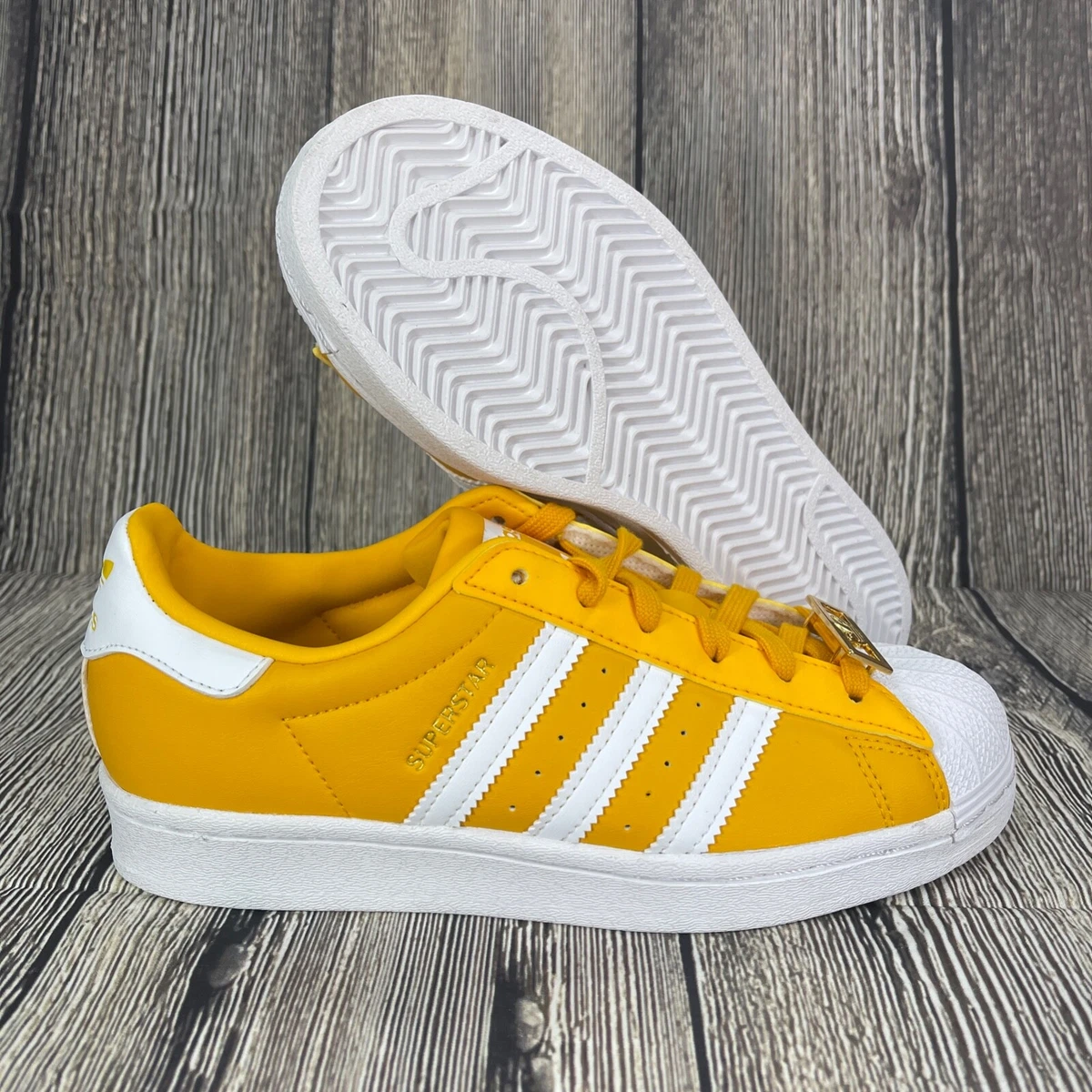 Adidas superstar hotsell womens yellow
