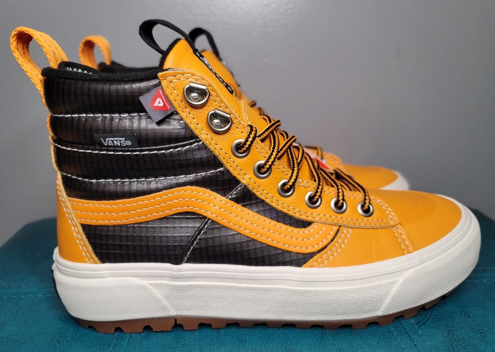 Size 7.5W/6M - Van’s MTE Ultracrush Mustard/Black Boots