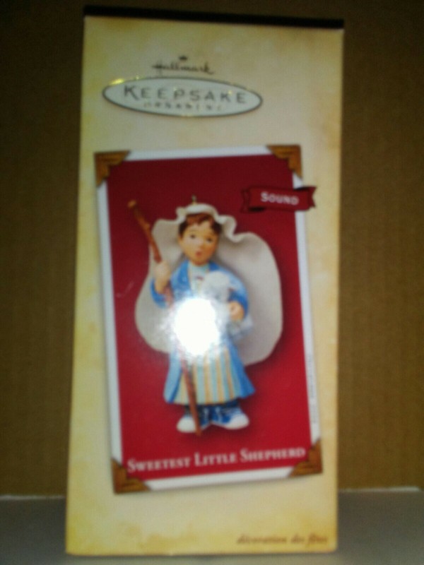 Hallmark Keepsake 2004 Sweetest Little Shepherd Ornament with sound!  EUC