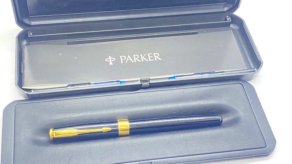 PLUMA ESTILOGRÁFICA PARKER SONNET SERIES EN CAJA EN NEGRO 18K ANCHO NUEVA EN CAJA HECHA EN FRANCIA Foto 2 de 4