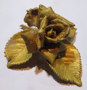 Détails Sur Grosse Broche Fleur Et Feuilles De Roses En Cuivre Jaune