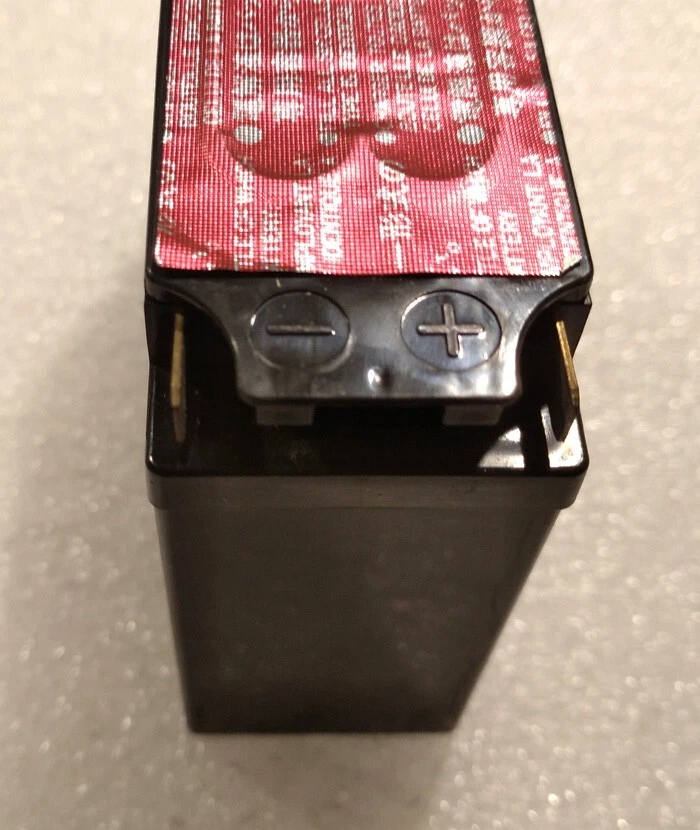 BATTERIA YUASA YT4BBS 12V 2,3AH SIGILLATA CON ELETTROLITO A CORREDO 065030 - Immagine 3 di 4