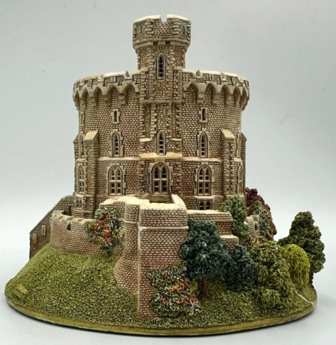 Lilliput Lane Castle for sale | eBay