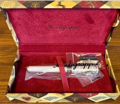 MONTEGRAPPA GAME OF THRONES FOUNTAIN PEN - STARK