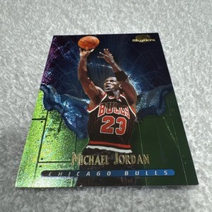 Michael Jordan Basketball Card - 1995-96 SkyBox Premium Meltdown