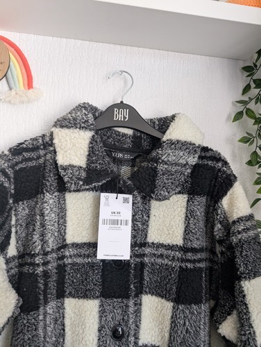 new Yours Curve Women's Plus Size Checked Fleece Jacket UK 20 Cute Spring Warm - Picture 15 of 17
