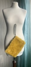 Tasche f. Handgelenk Plüsch sonnengelb 26 x 17 cm Reißverschluss Teddy Kunstfell