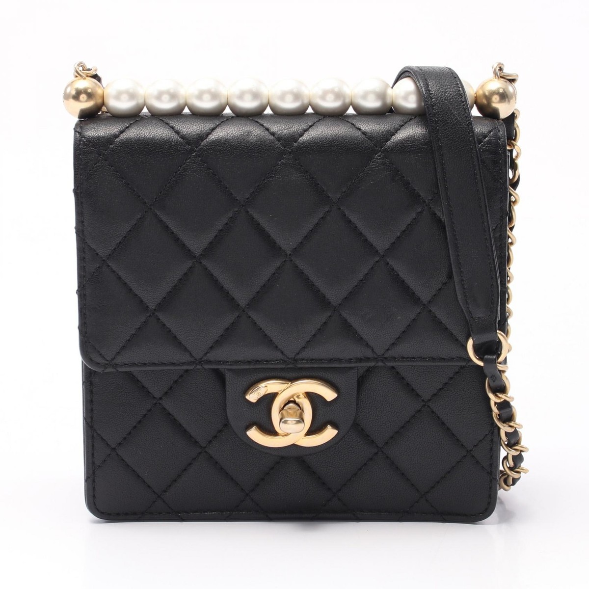 CHANEL Matelasse Pearl Shoulder Bag AS0584 Lamb sheep leather