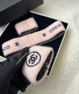 Auth Chanel Sport Line CC Logo Pink Terry Cloth Sweatband Set Auth Chanel Sport Line CC Logo Pink Terry Cloth Sweatband  main image 2