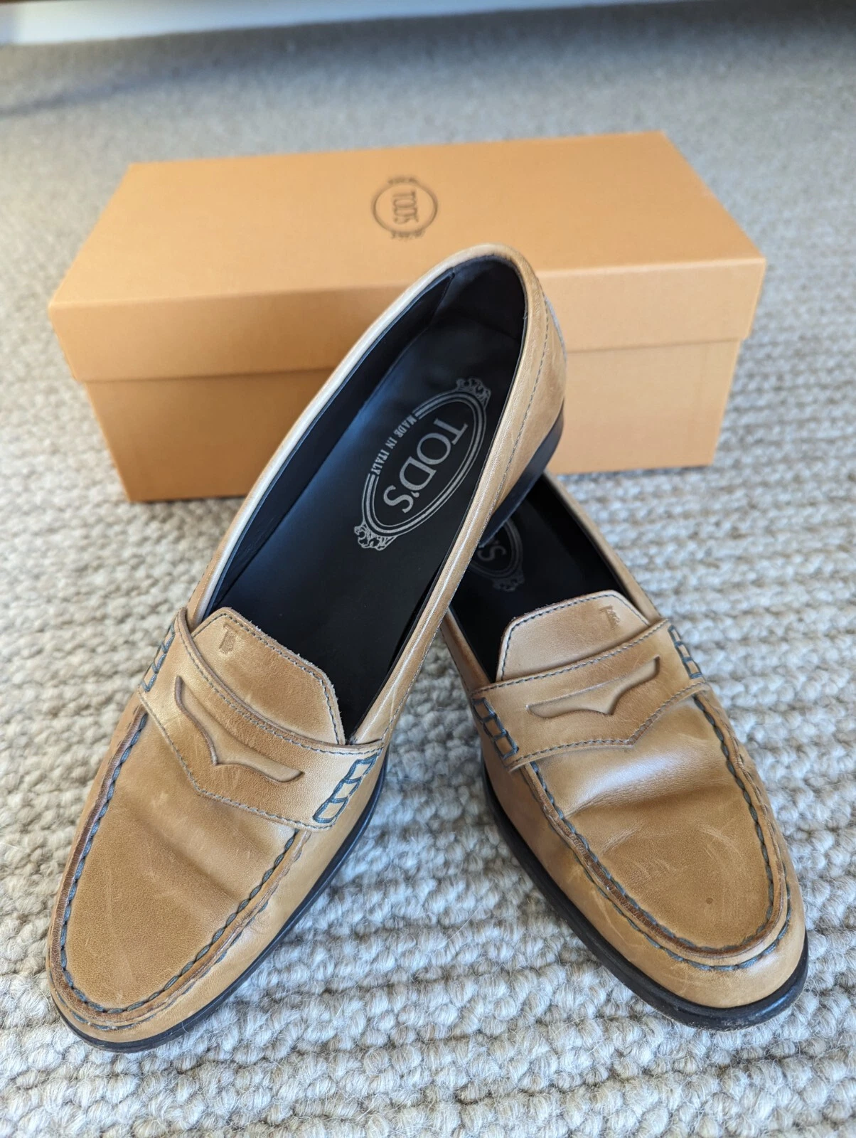 TOD’S Mocassino in perfette condizioni Nicol Penny suola rigida cammello marrone 37 5 Italia (7 5 US) con scatola