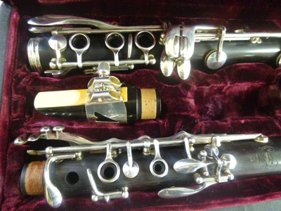 YAMAHA YCL-853IISEV Custom Bb Clarinet Grenadilla With Hard Case