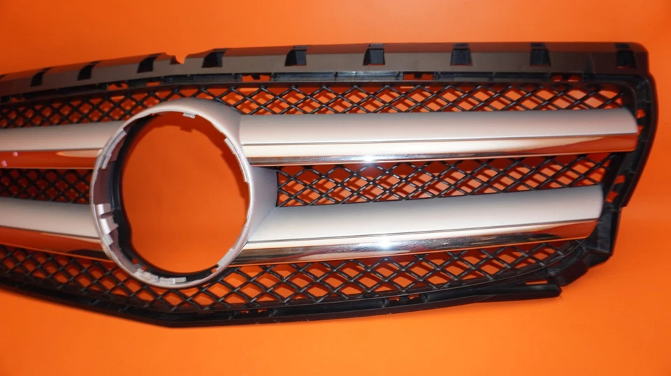 MERCEDES BENZ B250 CLASE B PARRILLA 2015 2016 2017 A246 888 0260 OEM Foto 2 de 4