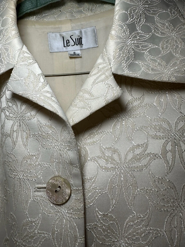 Le костюм 8, цветочный отпечаток, бант деталь, перламутр кнопки, оборками юбка - Изображение 4 из 4