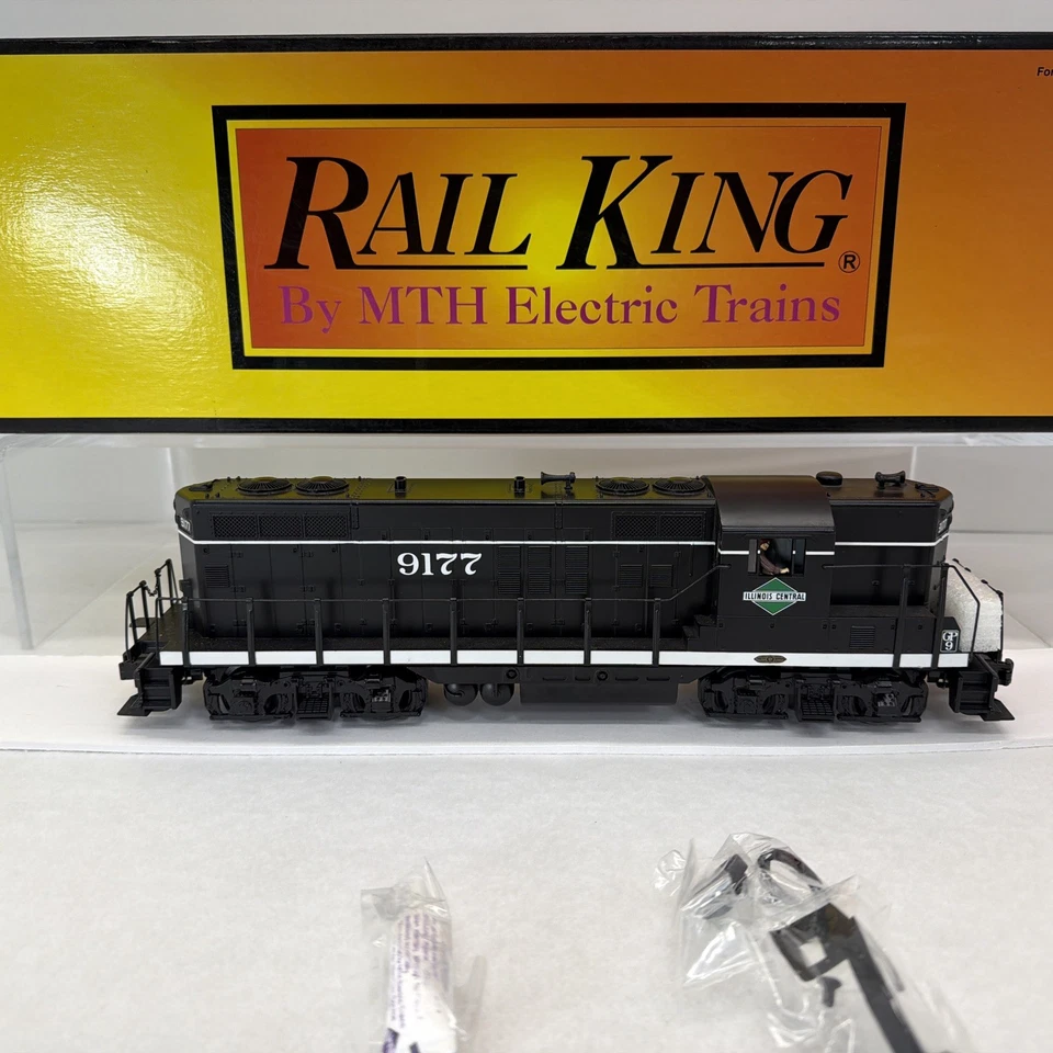 MTH RailKing 30-3428-1 Illinois Central GP-9 Diesel Engine PS.2 O Used #9177 3V - Image 2 of 4