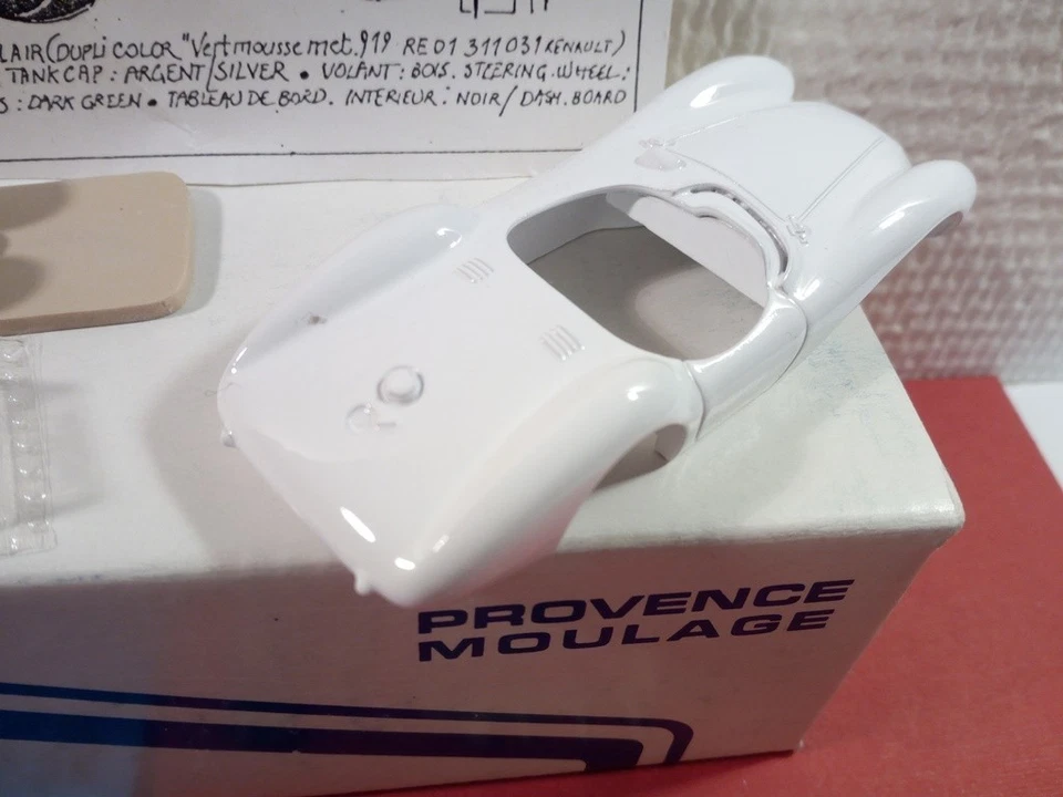 1-43 Aston Martin DB3 Spider Le Mans '54 #22 Resin kit prepainted Provence - Immagine 2 di 4