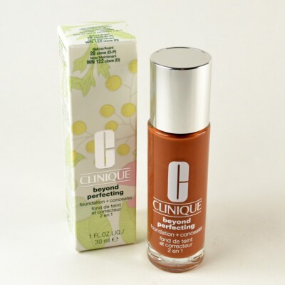 Clinique Beyond Perfecting Foundation + Concealer 122 CLOVE WN - Size 1 Oz.