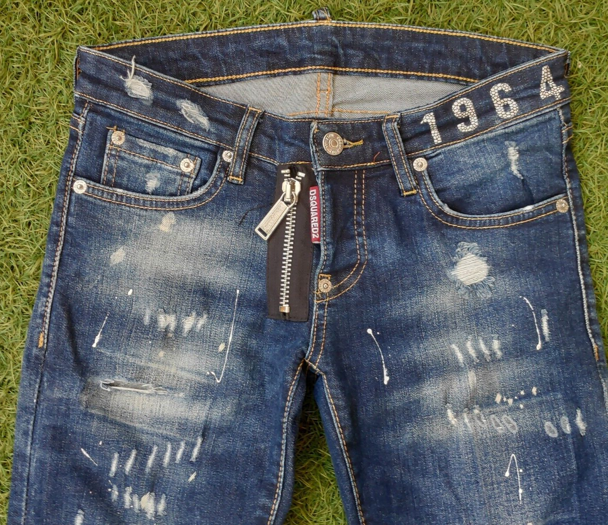 Dsquared2 1964 Distressed Slim Jeans Paint Splatter Size 36 Dsquared2 1964 Distressed Slim Jeans Paint Splatter Size 36
