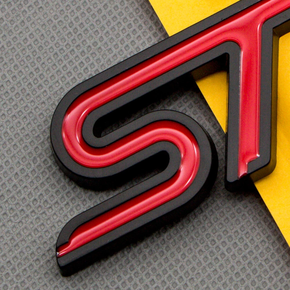 3D Negro y Rojo Recubierto Metal Frontal ST Letra Rejilla Emblema Parrilla Deportiva SUV Insignia Foto 4 de 4