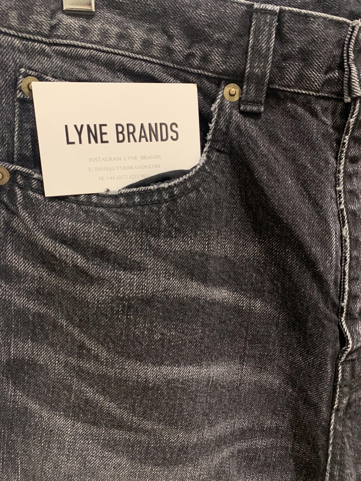 Jeans Saint Laurent Baggy in denim nero riparato taglia W29 prezzo consigliato £ 425