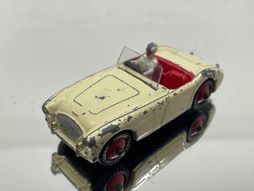 DINKY TOYS 103 AUSTIN HEALEY 100 SPORTS -CREAM 1:43- FAIR CONDITION - 505