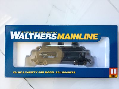 WALTHERS MAINLINE 1/87 HO GATX RD # 50040 36' 3-DOME TANK CAR 910-1117 F/S