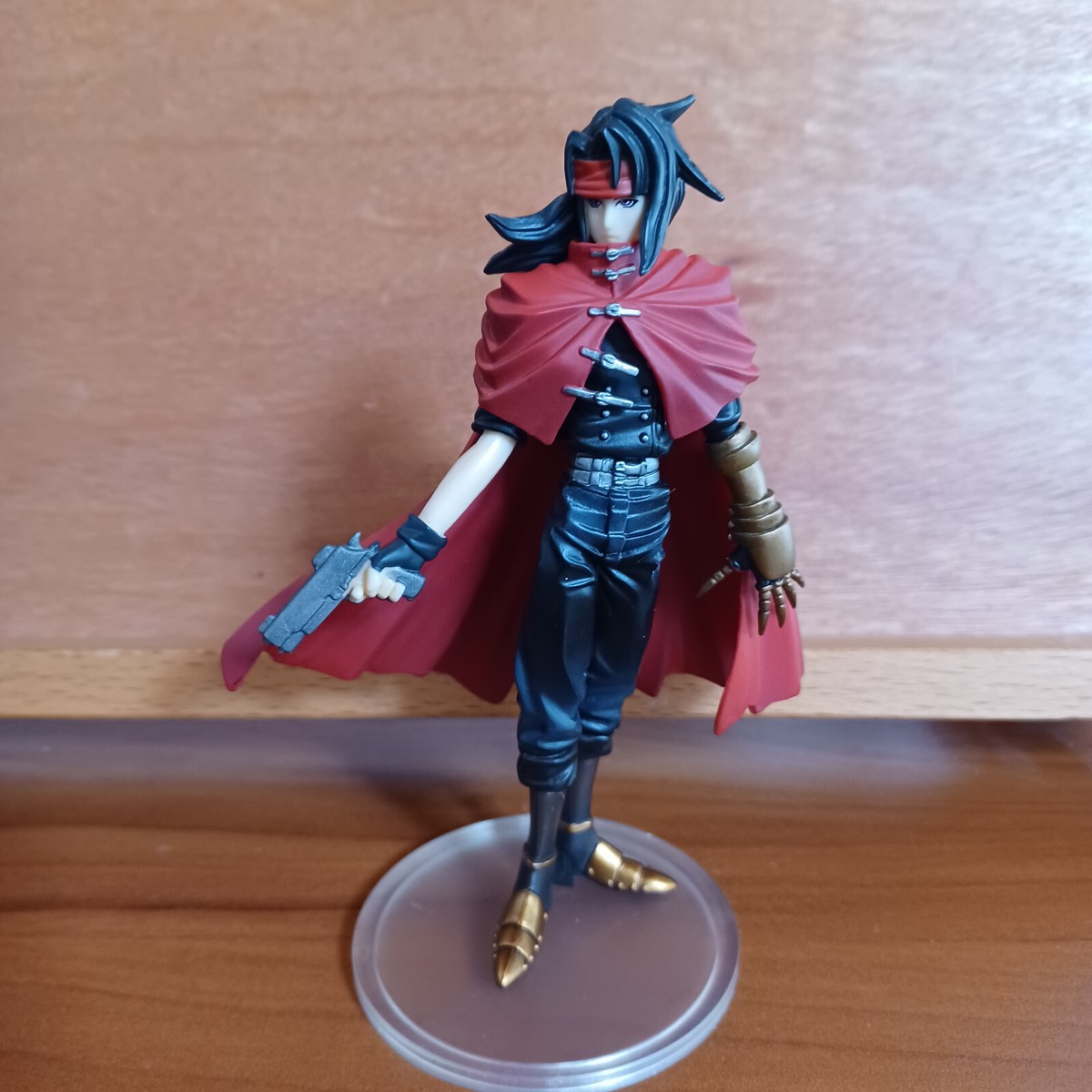 Vincent Final Fantasy VII FF 7 Trading Arts Vol. 2 Mini Action 