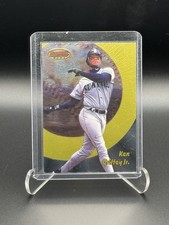 Topps 1998 Bowman's Best Ken Griffey Jr. Seattle Mariners Baseball Card #27