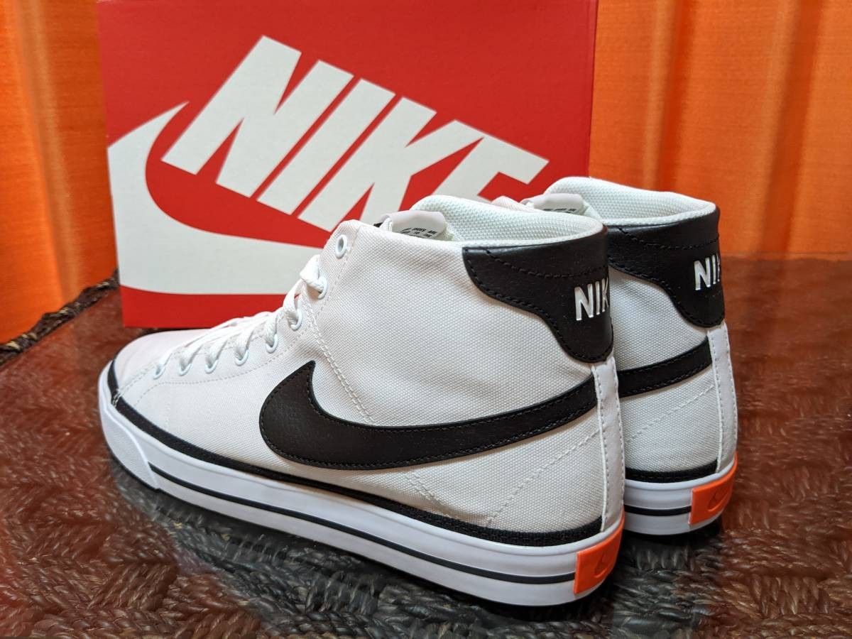 NIKE Men Size 11 Legacy Canvas Mid-Check Sneakers in White