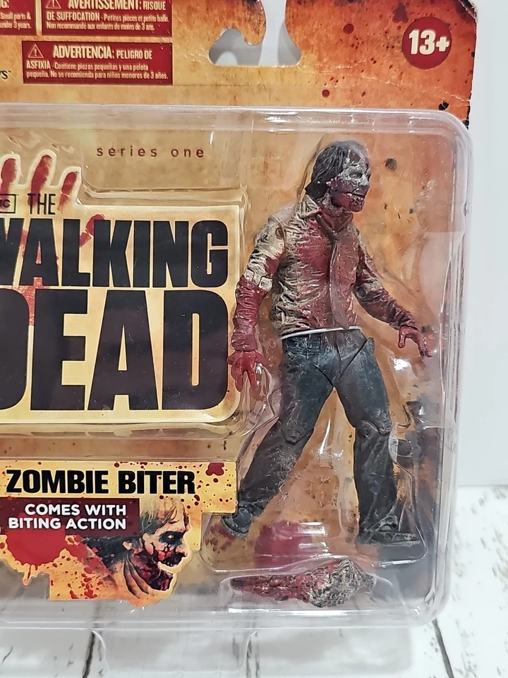 Figura de acción McFarlane Toys The Walking Dead Zombie Biter Series 1 2011 sellada Foto 3 de 4