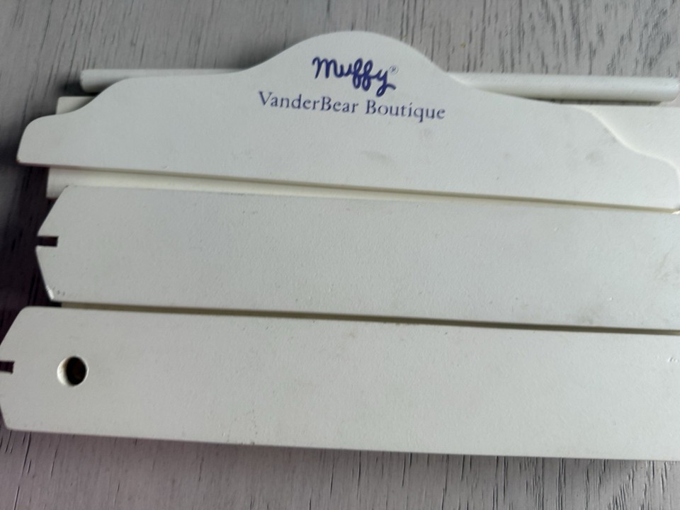Muffy Deviantart * VANDERBEAR WEAR * Muffy CLOTHING RACK .....New | eBay