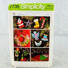 Simplicity 7736 Christmas Decorations Tree Skirt Wreath Ornaments Craft Pattern