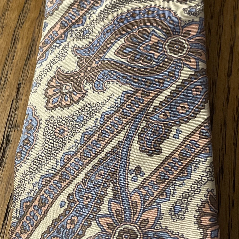 Corbata de cachemira de seda Stafford usada en excelente estado para hombre hecha en EE. UU./impresa en Italia Foto 4 de 4